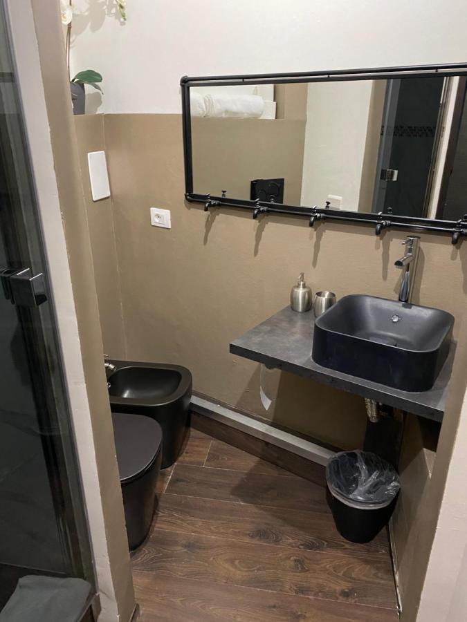 Suite Lame 37 Rental Rooms Bologna Ngoại thất bức ảnh