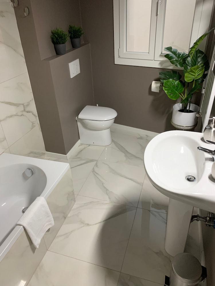 Suite Lame 37 Rental Rooms Bologna Ngoại thất bức ảnh