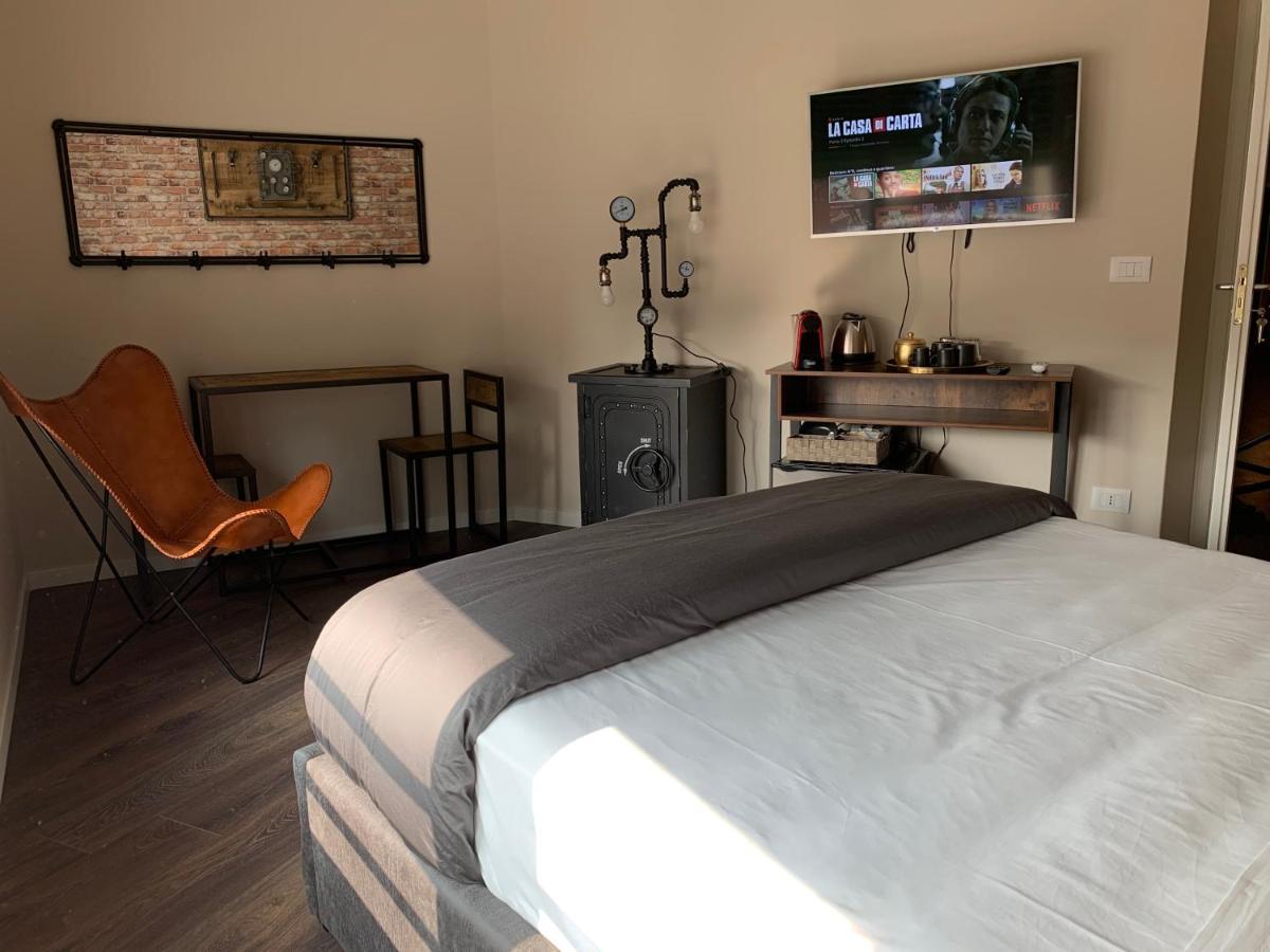 Suite Lame 37 Rental Rooms Bologna Ngoại thất bức ảnh